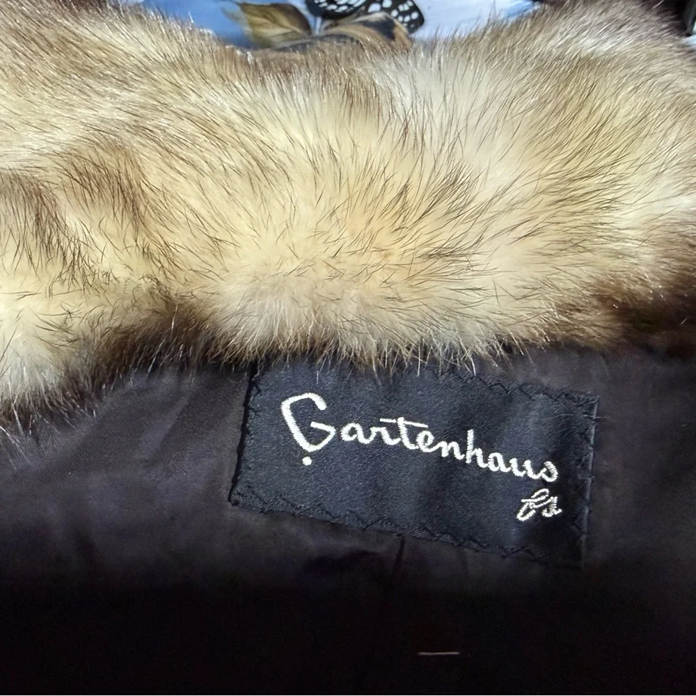 Old Hollywood Glam” Genuine Vintage Fur Full Length Coat - Picture 7 of 10